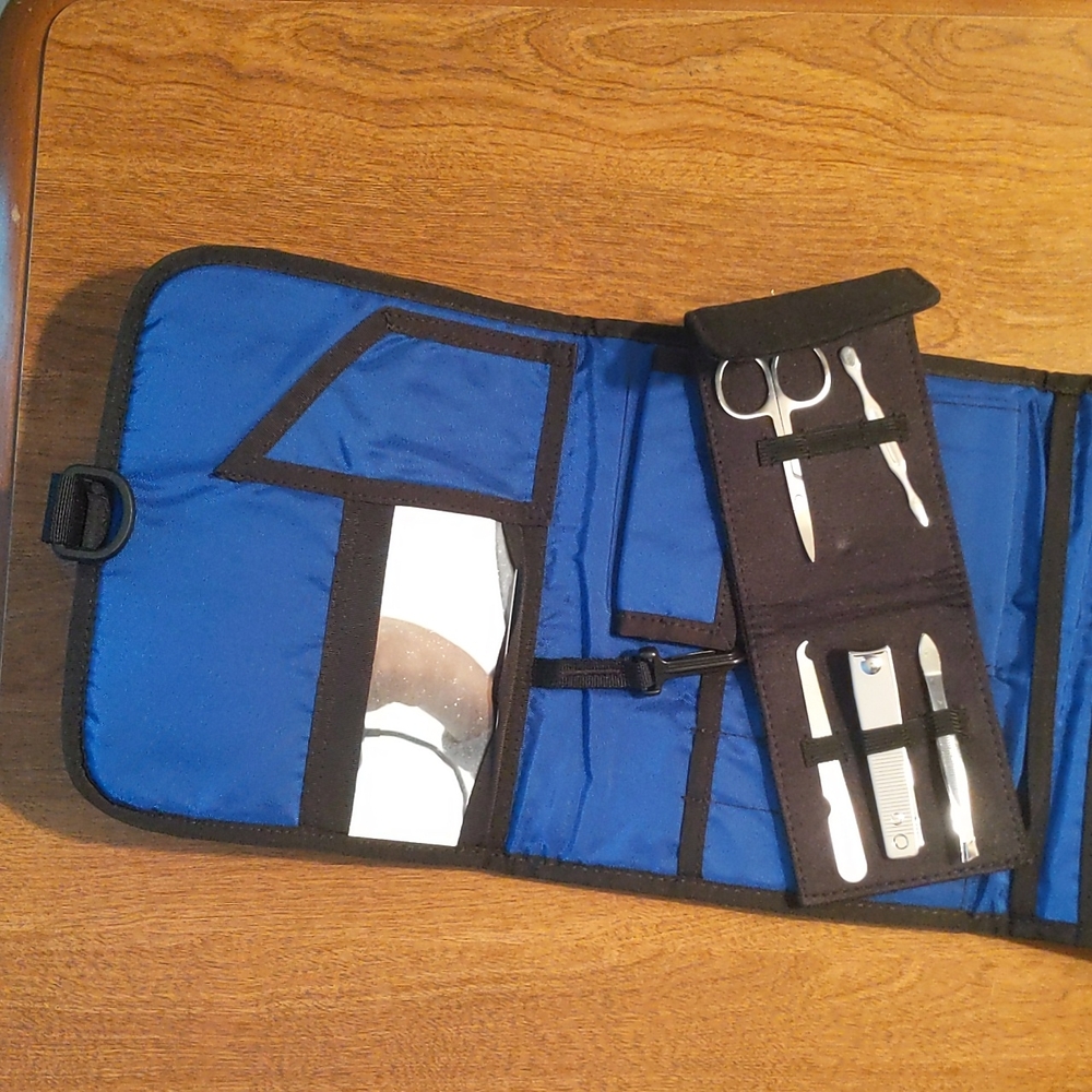 LLBean vanity kit/ shower caddy